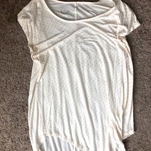 Cream Tee with Gold Studs